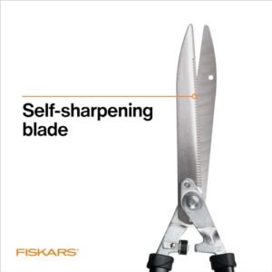 Fiskars Extendable Hedge Shears - Precision Garden Cutting Tools